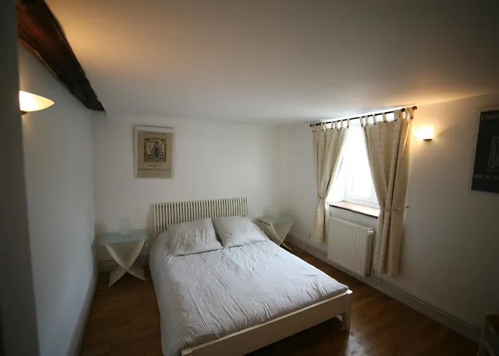 Les De La Font Casa de Férias Usson-du-Poitou